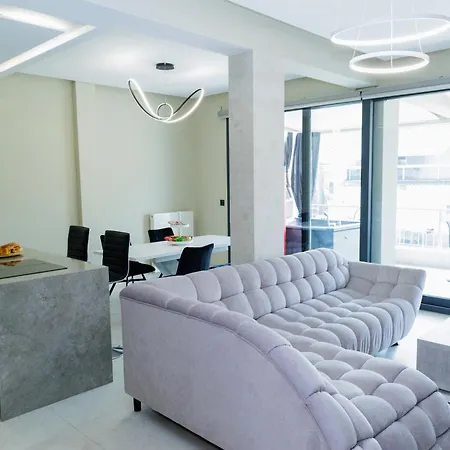 Chic Penthouse Apartment Thessaloniki